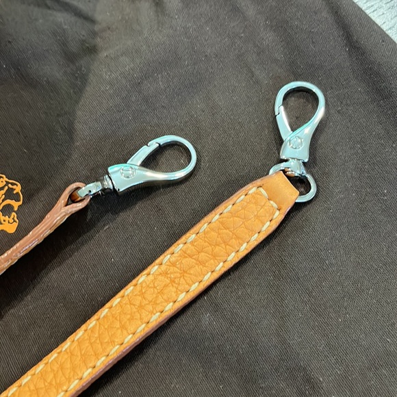 Authentic Leather Tod’s Messenger / Tote Bag - Picture 11 of 14